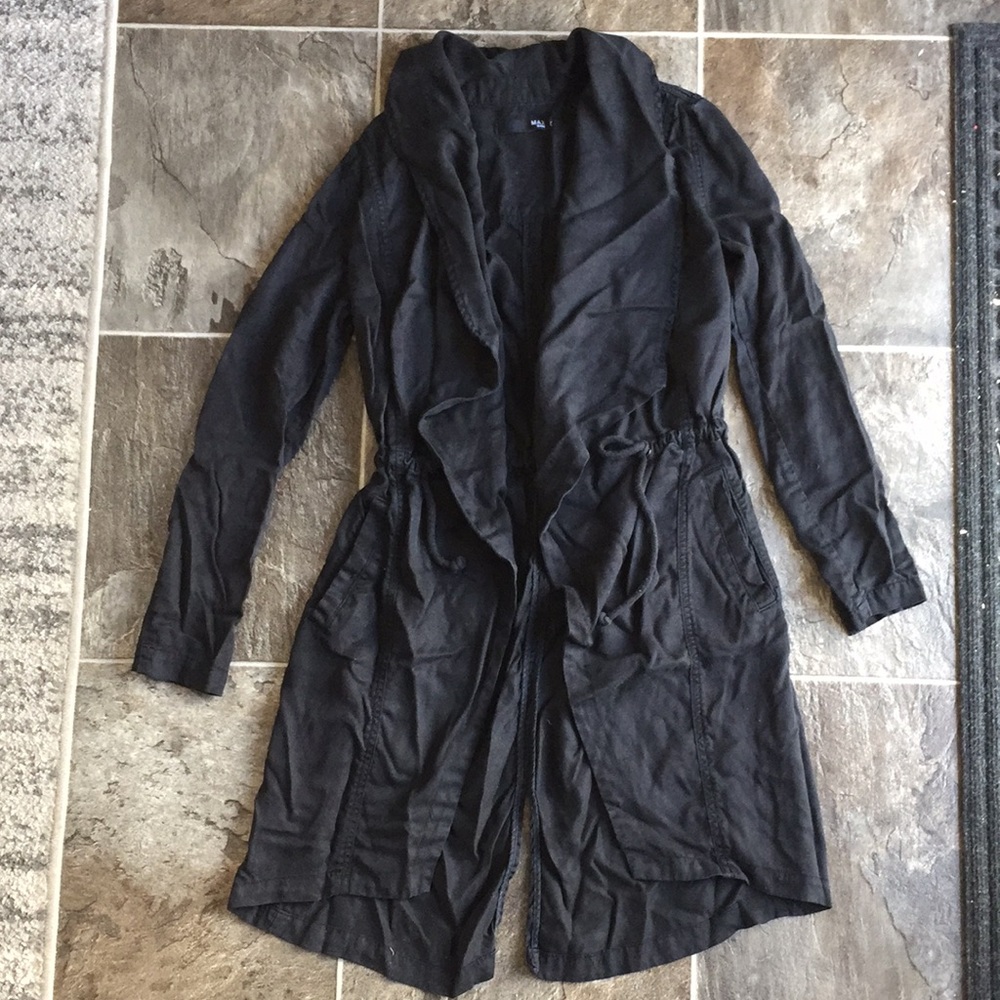Dust jacket/cardigan